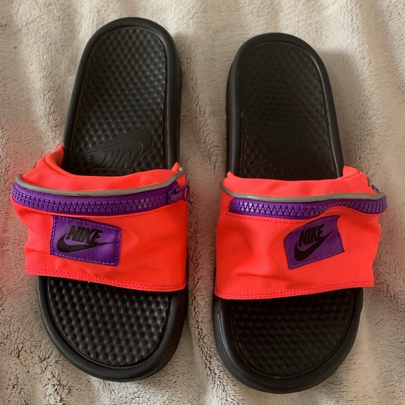 zipper nike slides